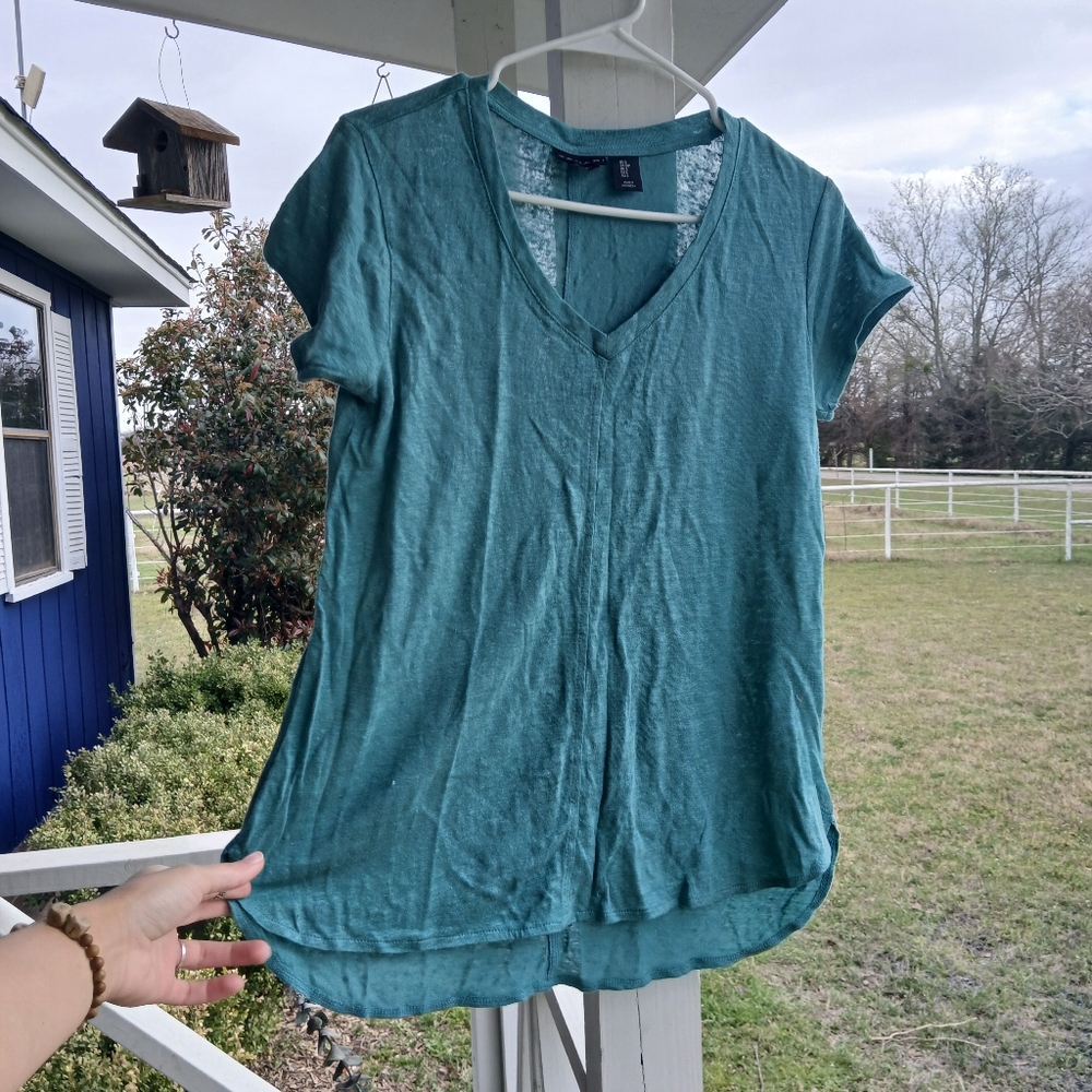 100% Linen Knit Top Womens size SMALL